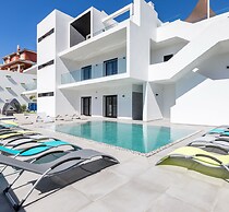 Luxury 47 - Deluxe Villa