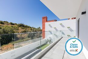 Luxury 47 - Deluxe Villa