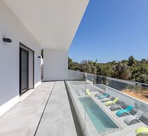 Luxury 47 - Deluxe Villa