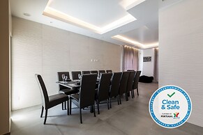 Luxury 47 - Deluxe Villa