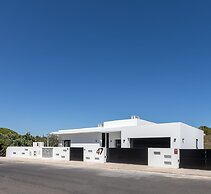 Luxury 47 - Deluxe Villa