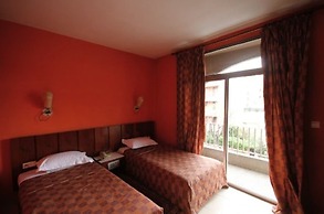 Triple Room in Center Marrakech - Close to Everything