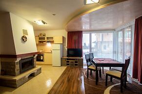 2 Bedroom, 2 Showeroom Villa Suitable for a Family Skication and Remot