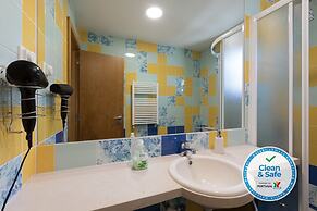 Villa With Private Pool, Garden, Terrace and Marina View