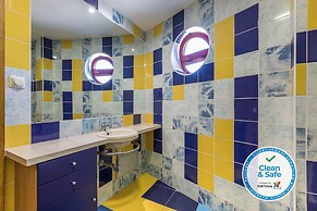 Villa With Private Pool, Garden, Terrace and Marina View