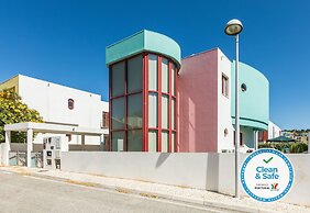 Villa With Private Pool, Garden, Terrace and Marina View