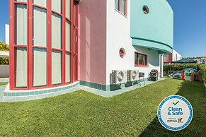 Villa With Private Pool, Garden, Terrace and Marina View