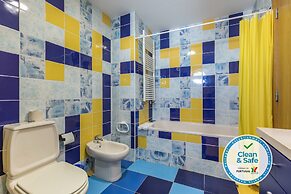 Villa With Private Pool, Garden, Terrace and Marina View