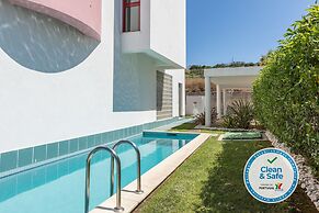 Villa With Private Pool, Garden, Terrace and Marina View