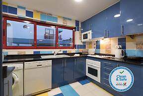 Villa With Private Pool, Garden, Terrace and Marina View