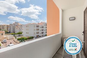 Belavista City Center Apartment 214