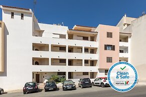 Belavista City Center Apartment 214