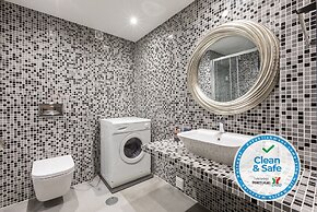 Belavista City Center Apartment 214
