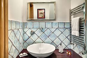 Stony Villa Volcano View