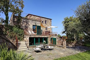 Stony Villa Volcano View
