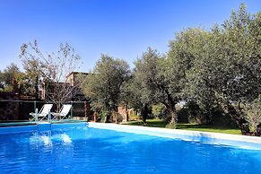 Stony Villa Volcano View