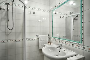 The Sound of Sun Apartment