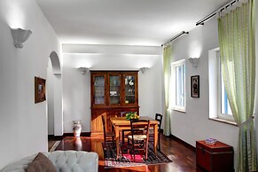 The Sound of Sun Apartment