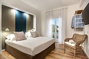 Luxury Blues Apartment