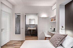 Luxury Blues Apartment