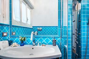 Medusa and the Seahorse Villa