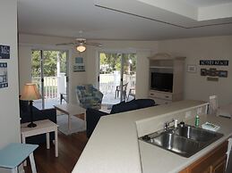 2909m 1 Bedroom Condo by Redawning