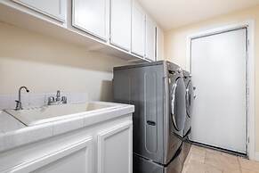 Luxury San Diego House: Beach, Pool & Pet-friendly by Redawning