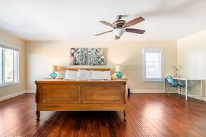 Luxury San Diego House: Beach, Pool & Pet-friendly by Redawning