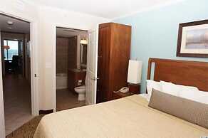 Towers On The Grove Condo