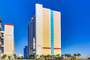 Towers On The Grove Condo