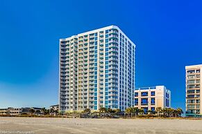 Towers On The Grove Condo