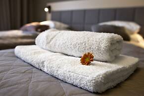 P&O Apartments Wolska Residence 165