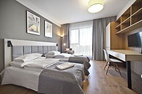 P&O Apartments Wolska Residence 165