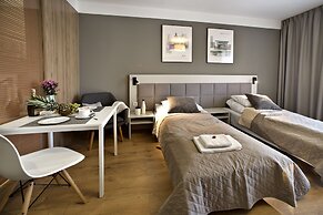 P&O Apartments Wolska Residence 165