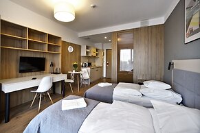 P&O Apartments Wolska Residence 165