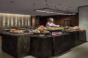 Sheraton Hong Kong Tung Chung Hotel
