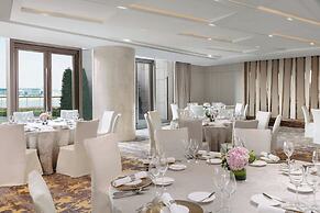 Sheraton Hong Kong Tung Chung Hotel