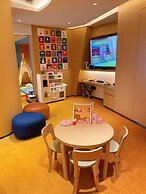 Sheraton Hong Kong Tung Chung Hotel