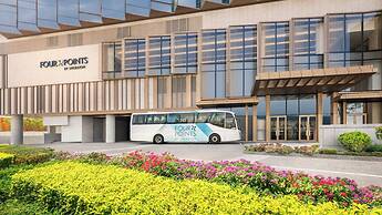 Sheraton Hong Kong Tung Chung Hotel