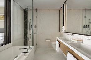 Sheraton Hong Kong Tung Chung Hotel