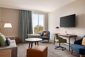 Staybridge Suites Rochester - Mayo Clinic Area by IHG