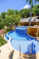 Local Tribe de México