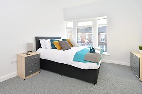 Townhouse @ 272 Walthall Street Crewe