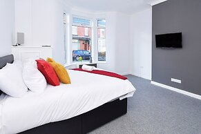 Townhouse @ 272 Walthall Street Crewe