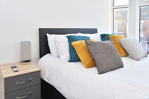 Townhouse @ 272 Walthall Street Crewe