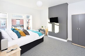 Townhouse @ 272 Walthall Street Crewe