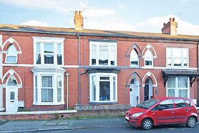 Townhouse @ 272 Walthall Street Crewe