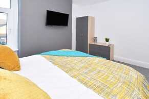 Townhouse @ 272 Walthall Street Crewe