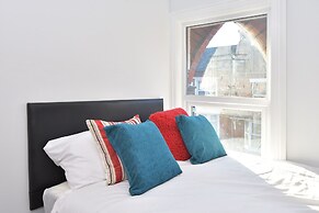 Townhouse @ 272 Walthall Street Crewe