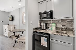 Luau I 7102 Flr11 Studio Sleeps 4